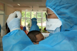 Bắc Giang: Tiêm Vacxin phòng Covid-19 cho thương nhân, lái xe tiêu thụ vải thiều