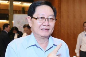 Bộ trưởng Bộ Nội vụ Lê Vĩnh Tân nói gì về việc Chủ tịch tỉnh Quảng Ninh kiêm nhiệm chức danh Hiệu trưởng?