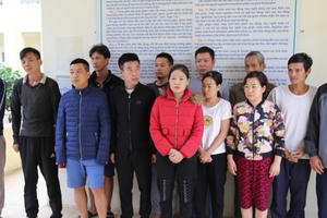 Vĩnh Phúc: Bắt quả tang 15 đối tượng đang “say máu” bên chiếu bạc