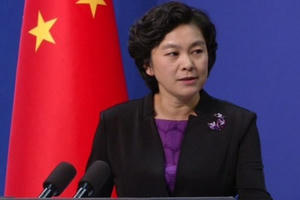 Trung Quốc gợi ý Tổng thống Trump dùng điện thoại Huawei để tránh bị nghe lén