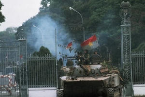 Gặp 2 cựu binh cắm cờ hụt trên Dinh Độc Lập