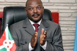 Nguyên thủ đầu tiên đột tử nghi do mắc Covid-19