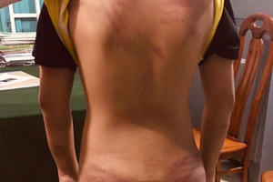 Thông tin mới nhất vụ gười tu hành bị tố bạo hành, ép bé trai 11 tuổi xem phim đồi trụy