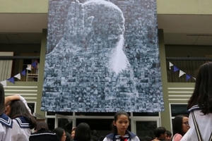 Học trò rơi nước mắt khi xem kỷ vật về thầy Văn Như Cương