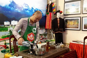 Triển lãm “Đặc trưng văn hóa, du lịch vùng miền của các tỉnh miền núi phía Bắc”