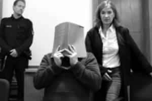 Y tá “ác quỷ” trong khu chăm sóc đặc biệt bệnh viện Delmenhorst Y tá “ác quỷ” trong khu chăm sóc đặc biệt bệnh viện Delmenhorst