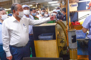 Phòng chống dịch ở TP Hồ Chí Minh: Tuyệt đối không để lây nhiễm trong khu cách ly Phòng chống dịch ở TP Hồ Chí Minh: Tuyệt đối không để lây nhiễm trong khu cách ly