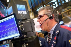 Lợi suất trái phiếu tăng, kéo tụt chứng khoán Mỹ