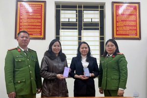 Phú Thọ: Công an xã Mường Đông hỗ trợ người dân nhận lại 600 triệu đồng chuyển khoản nhầm