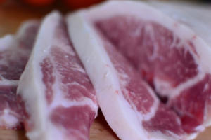 Thịt lợn đắt nhất Việt Nam gần 1 triệu đồng/kg vẫn hút khách