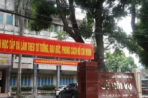 Thanh Hóa: Bắt một trưởng phòng của Sở Nội vụ tại nhà riêng