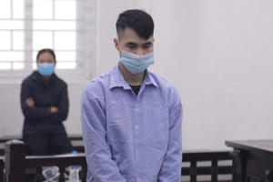 Tổ chức xem "phim sex thu tiền" nam thanh niên nhận cái kết đắng