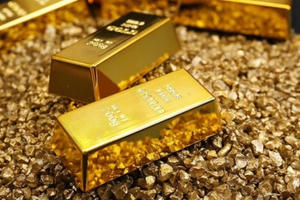 Giá vàng hôm nay 15/5: Trong nước tăng mạnh, thế giới hạ nhiệt