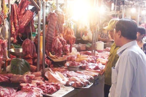 Thịt kém chất lượng vẫn xuất hiện tại các chợ