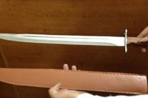 Hải Dương: Mâu thuẫn cá nhân, dùng kiếm dài gần 1 mét đâm chết đối phương