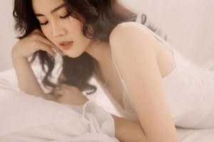 Bạn gái Đoàn Văn Hậu khoe vẻ đẹp quyến rũ mừng sinh nhật tuổi 21