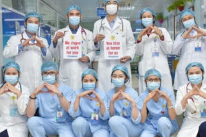 Niềm tự hào Việt Nam và nỗi lo bùng phát virus trên toàn cầu