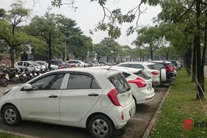 Ngân hàng rao bán combo 2 xe Camry kèm 1 bán tải chỉ 1 tỷ đồng