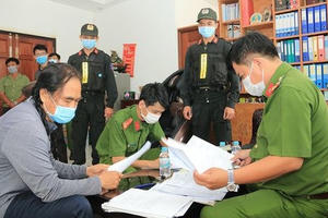 Bắt nhóm đối tượng lập hồ sơ khống chiếm đoạt 601 tỷ từ ngân hàng