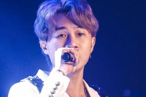 Nghệ sĩ bị công ty giải trí chèn ép: Luật có khả năng bảo vệ được?