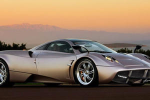 Top 5 chiếc ô tô đẹp nhất 2017 trên toàn thế giới