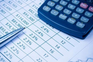 Hàng loạt nhà đầu tư chứng khoán bị UBCKNN phạt tiền