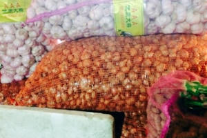 Ăn 280 tấn hành tỏi TQ mỗi ngày: Món ăn Việt gia vị Tàu