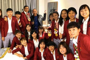 Đội tuyển nữ Việt Nam nhận bao nhiêu tiền thưởng sau tấm HCV SEA Games?