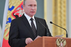 Tổng thống Putin: Nga sẽ tăng cường sức mạnh quân sự