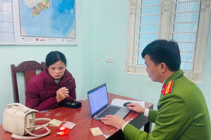 Làm rõ đối tượng dùng “vàng giả” để tráo “vàng thật”