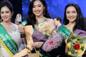 Phóng viên Dân trí đăng quang Á khôi 2 Press Green Beauty 2019