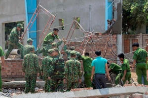 Phó ban quản lý các khu công nghiệp Vĩnh Long bị cách chức
