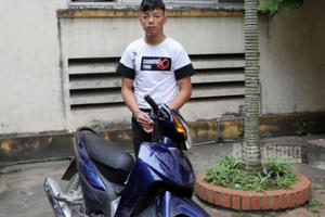 Bắc Giang: Bắt khẩn cấp 4 đối tượng chặn xe, dùng dao cướp tài sản