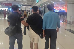 Bắt giữ đối tượng truy nã nguy hiểm lẩn trốn tại Thành phố Hồ Chí Minh