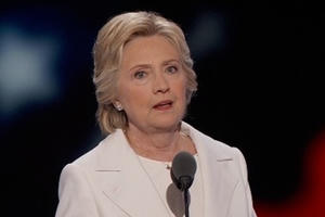 Clinton hủy phát biểu, phụ tá kêu gọi người ủng hộ về nhà