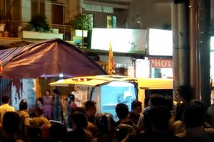 Bé trai 6 tuổi bị một bảo vệ dân phố sát hại?