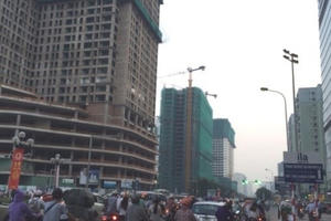 Nhà đất Hà Nội: Nguồn cung “khủng”, có cắt lỗ, hạ giá ồ ạt?