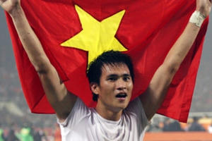 Xem lại bàn thắng của Công Vinh đưa ĐTVN lần đầu lên đỉnh AFF Cup