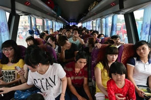 Nỗi ám ảnh "hành xác" trên cung đường về quê nghỉ lễ Nỗi ám ảnh "hành xác" trên cung đường về quê nghỉ lễ