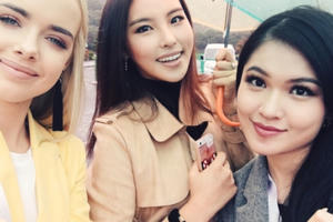 Thuỳ Dung khiến fans lo lắng vì bỗng dưng “mất tích” ở Miss International Thuỳ Dung khiến fans lo lắng vì bỗng dưng “mất tích” ở Miss International