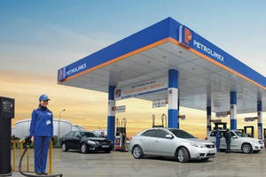 Petrolimex mượn danh Quỹ bình ổn “móc túi” khách hàng trăm tỷ?