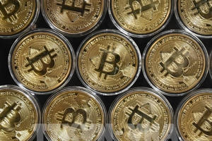 Indonesia cấm dùng tiền điện tử làm công cụ thanh toán Indonesia cấm dùng tiền điện tử làm công cụ thanh toán