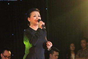 Toàn cảnh: Đêm nhạc "Đời cho ta thế" ca sĩ Khánh Ly