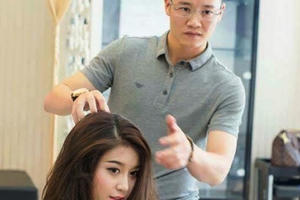 Chàng trai “âm thầm nuôi dưỡng” vẻ đẹp mái tóc phụ nữ Việt