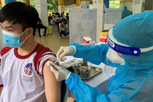 Hà Nội: Triển khai tiêm vaccine COVID-19 cho trẻ 12-17 tuổi