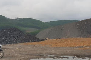 Công trường khai thác than trái phép ở Quảng Ninh: Đội lốt dự án xây nghĩa trang