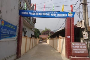 Thấy gì sau vụ Hiệu trưởng dâm ô học sinh nam ở Phú Thọ?