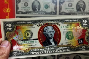 Độc đáo tiền lưu niệm lì xì ngày Tết ai nhìn cũng mê