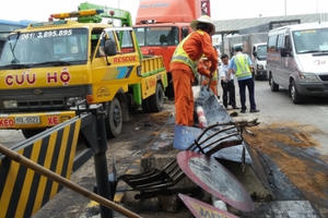 Tài xế xử lý nhanh, trạm thu phí cầu Đồng Nai “thoát nạn”