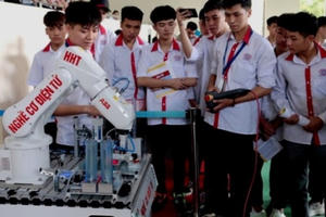 Chọn ngày nào là 'Ngày Kỹ năng lao động Việt Nam'?